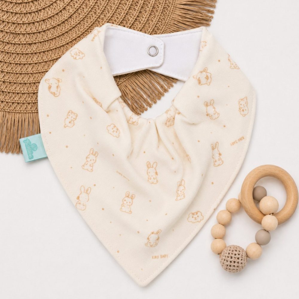 Bandana Impermeável para Bebê – Coelhinho Neutro